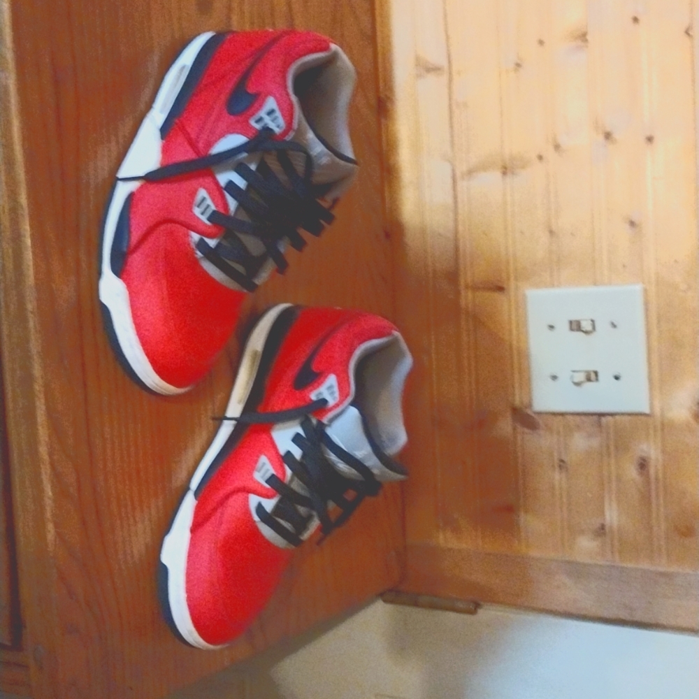 Size 9 red/white/black Nike Flights